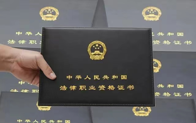 我以我手执新笔，我以我心绘前程